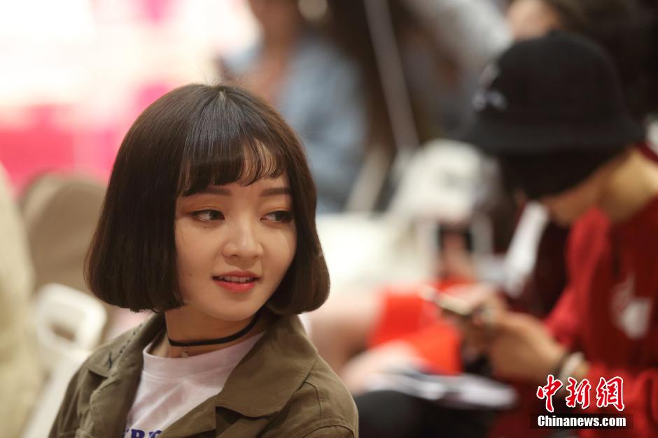 ����Ů���Ͼ������ܾ��� ��Ů��Ů�Ƽ�