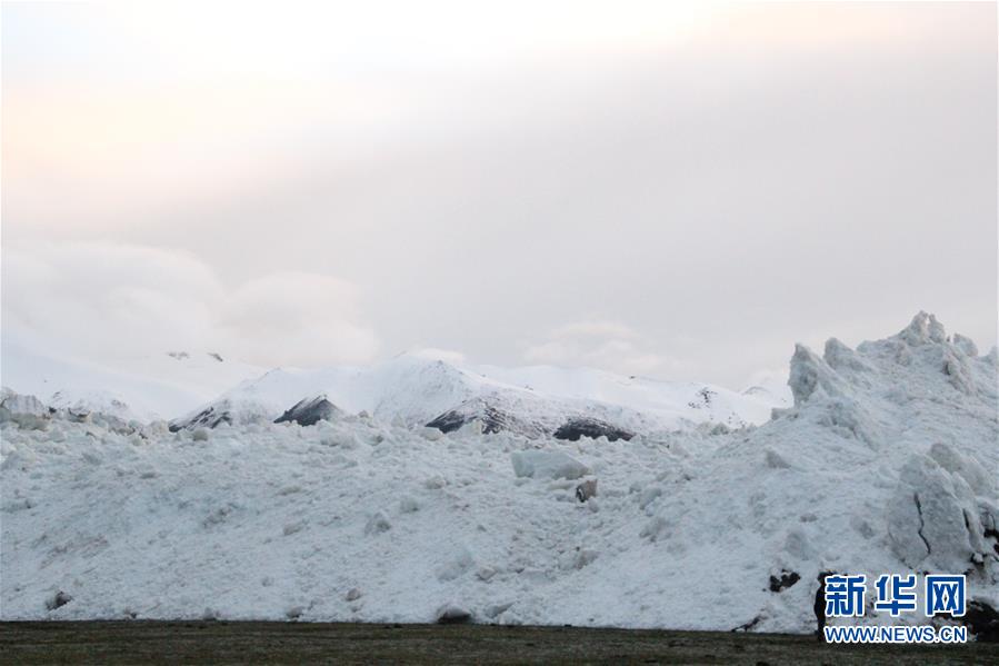 ���ذ��������ض����緢��ѩ��9�˱���