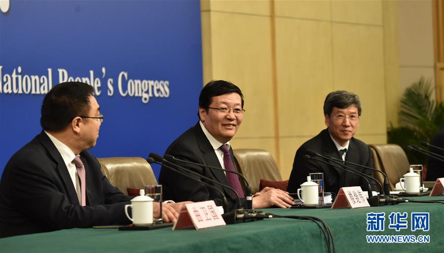 �����ᣩ��1������������¥��ΰ�Ⱦ͡����������Ͳ�˰�ĸ�������